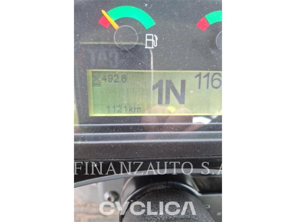CAT 906M Utovarivači na kotačima