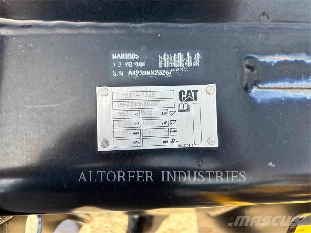 CAT 907-14 Utovarivači na kotačima