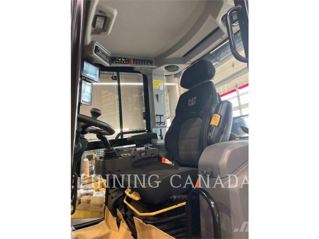 CAT 908 Utovarivači na kotačima