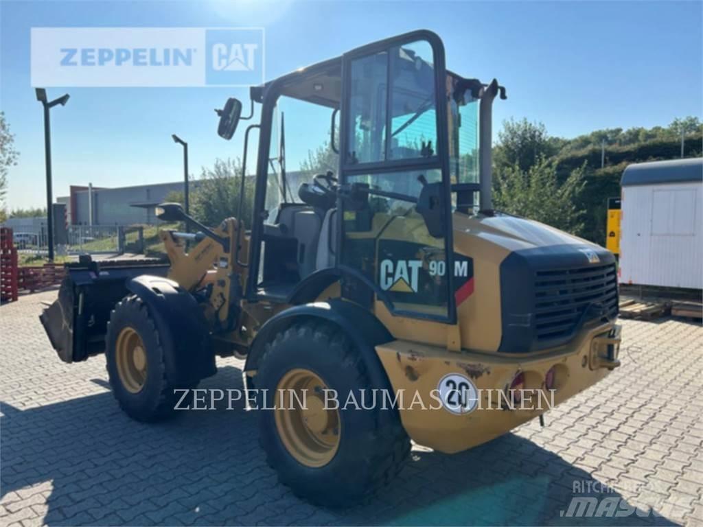 CAT 908M Utovarivači na kotačima