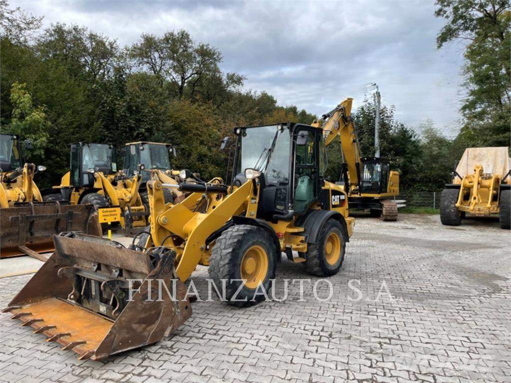 CAT 908M Utovarivači na kotačima