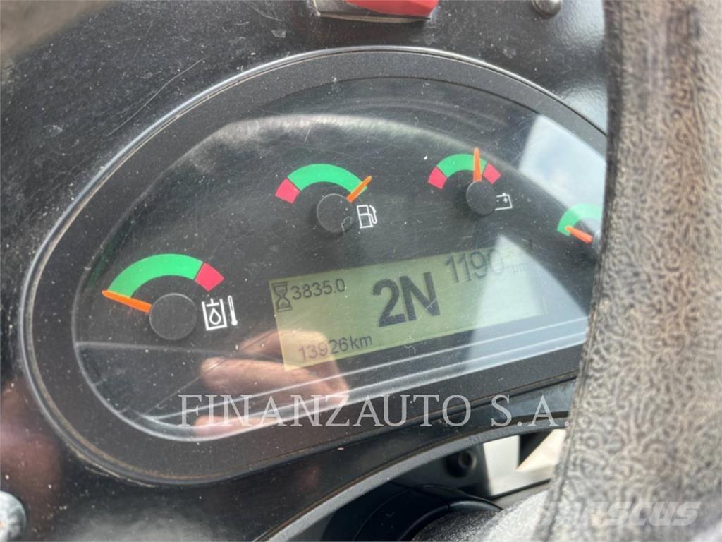 CAT 908M Utovarivači na kotačima