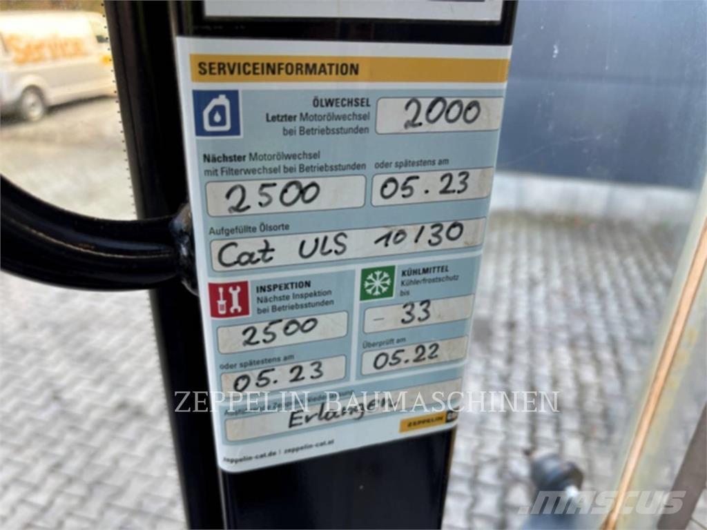 CAT 908M Utovarivači na kotačima