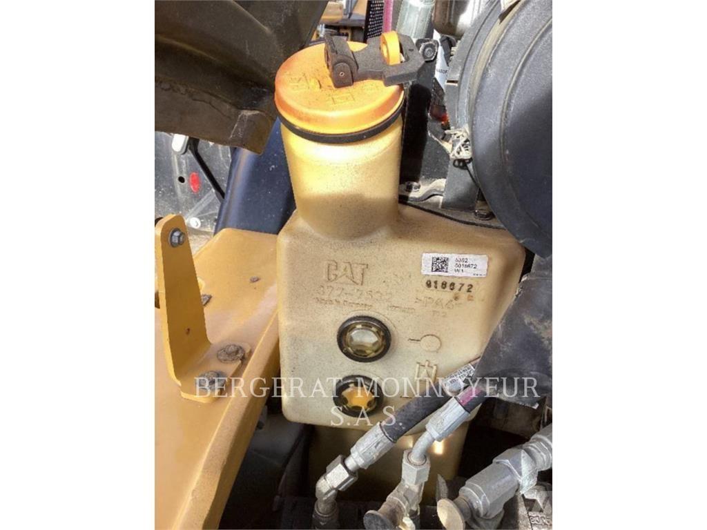 CAT 908M Utovarivači na kotačima