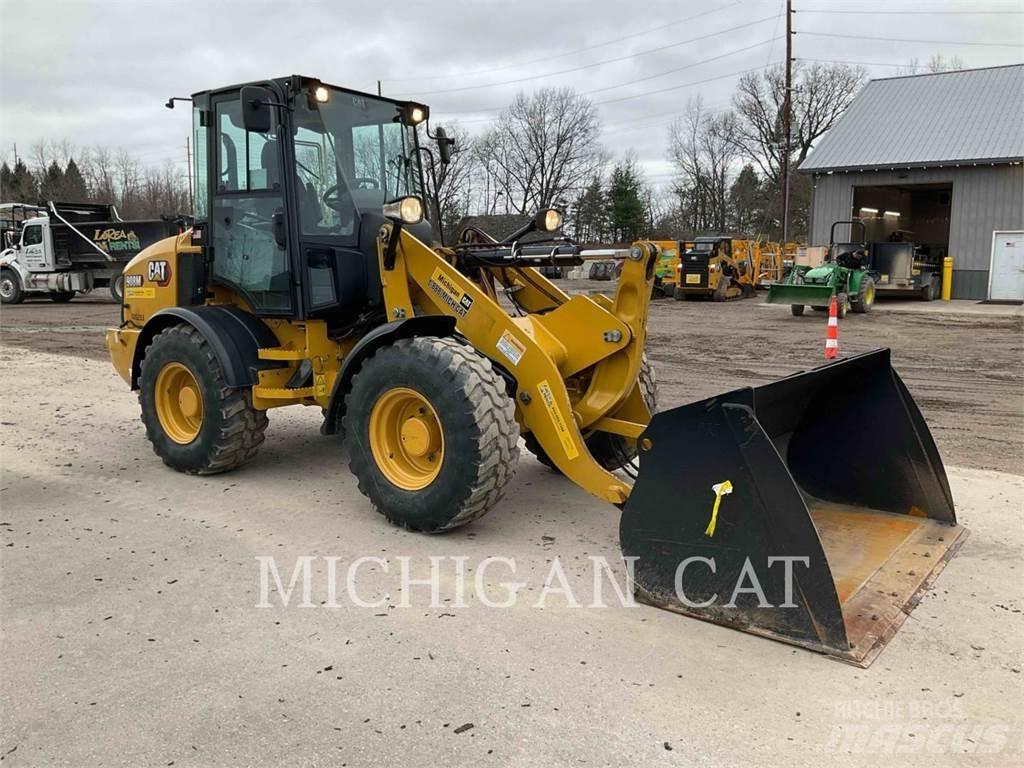 CAT 908M ARW Utovarivači na kotačima