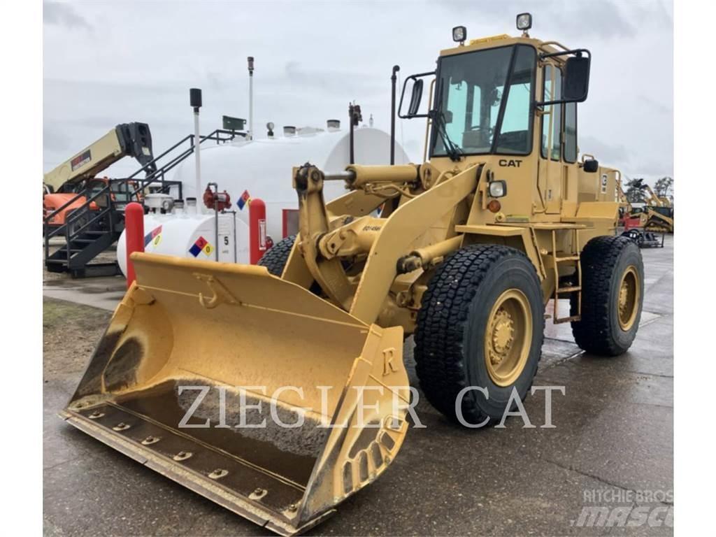 CAT 916 Utovarivači na kotačima