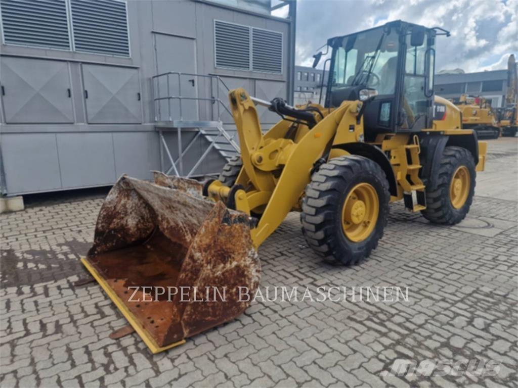 CAT 918M Utovarivači na kotačima