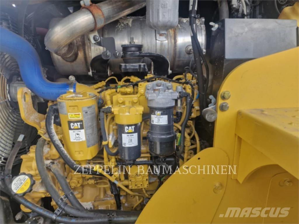CAT 918M Utovarivači na kotačima