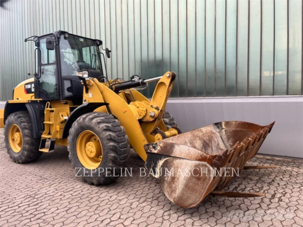 CAT 918M Utovarivači na kotačima