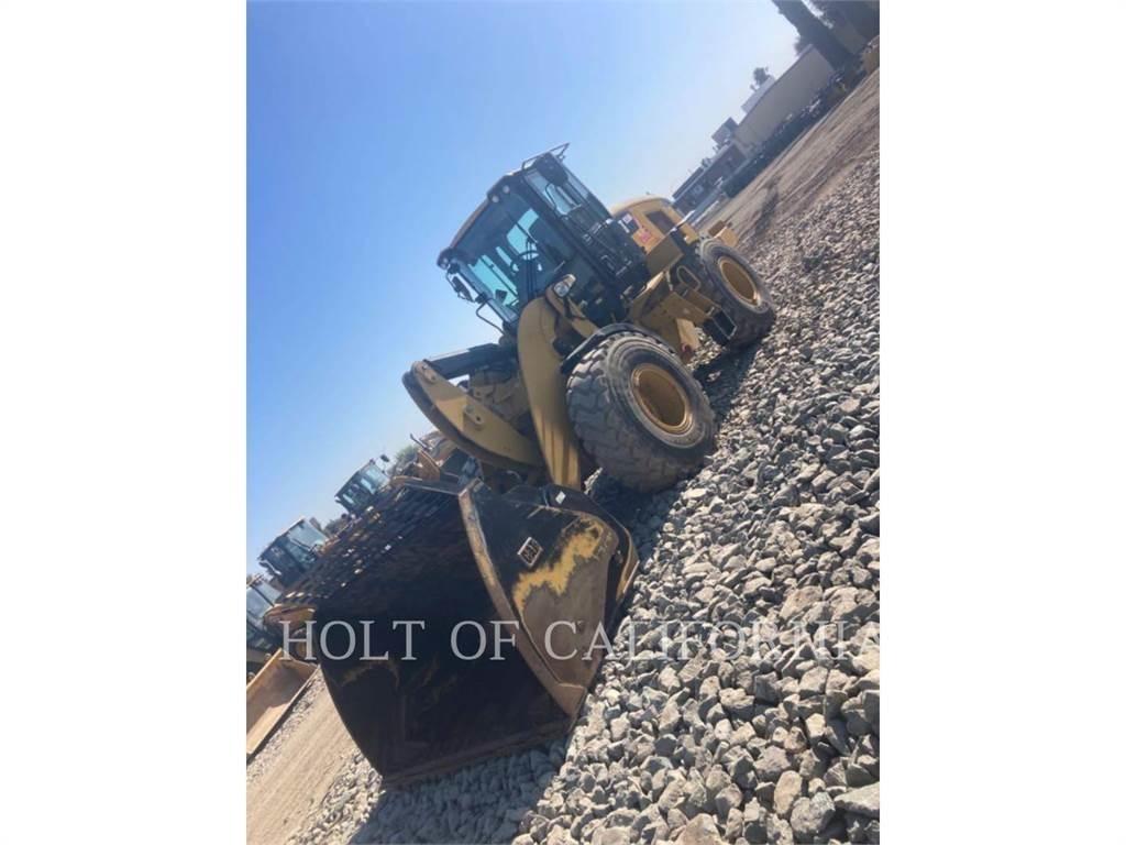 CAT 926M Utovarivači na kotačima