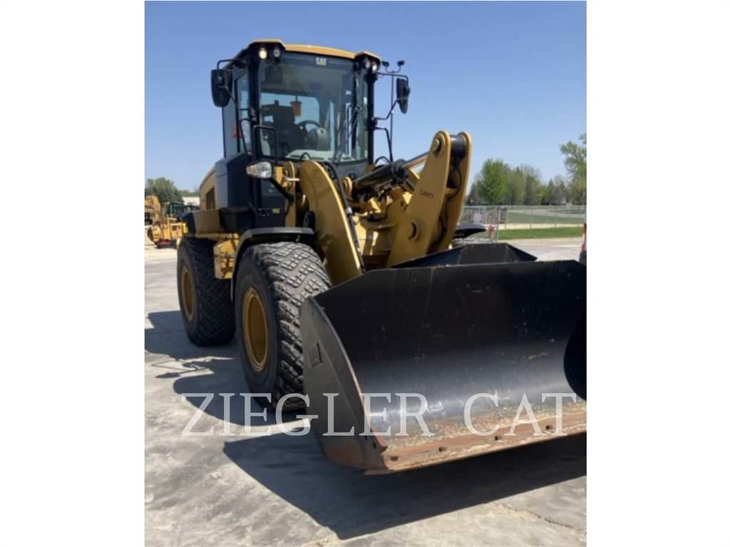 CAT 926M Utovarivači na kotačima