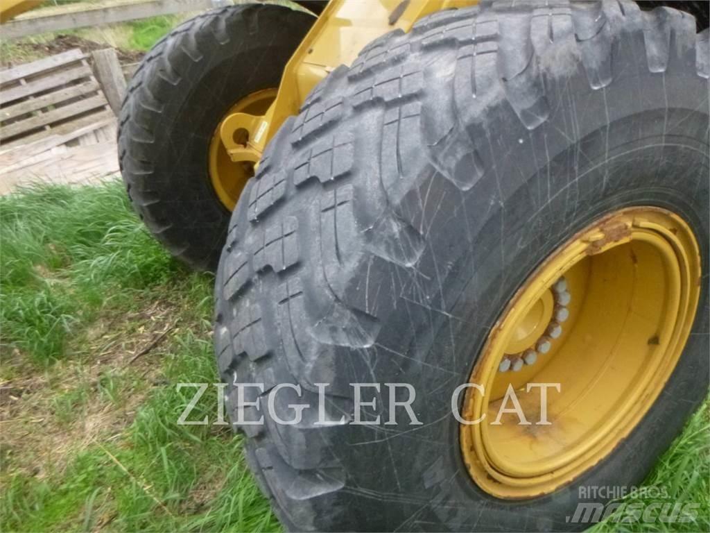 CAT 926M Utovarivači na kotačima