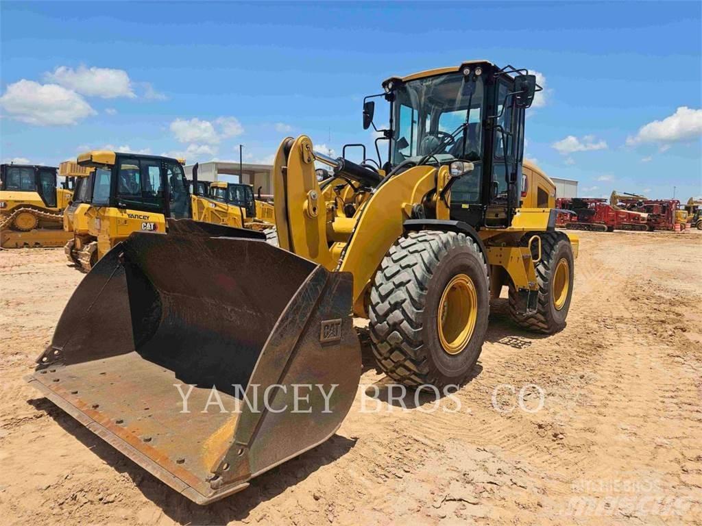 CAT 926M Utovarivači na kotačima