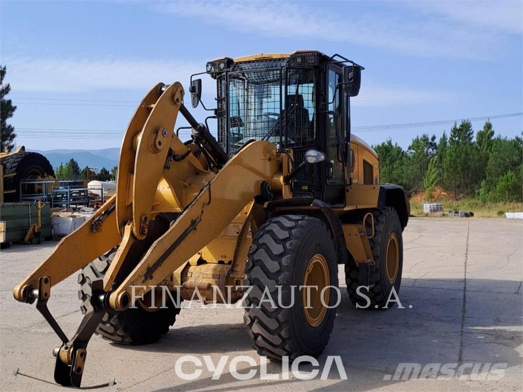 CAT 926M Utovarivači na kotačima