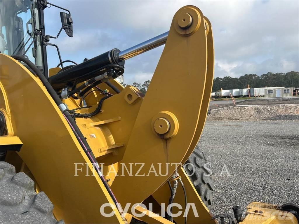 CAT 926M Utovarivači na kotačima