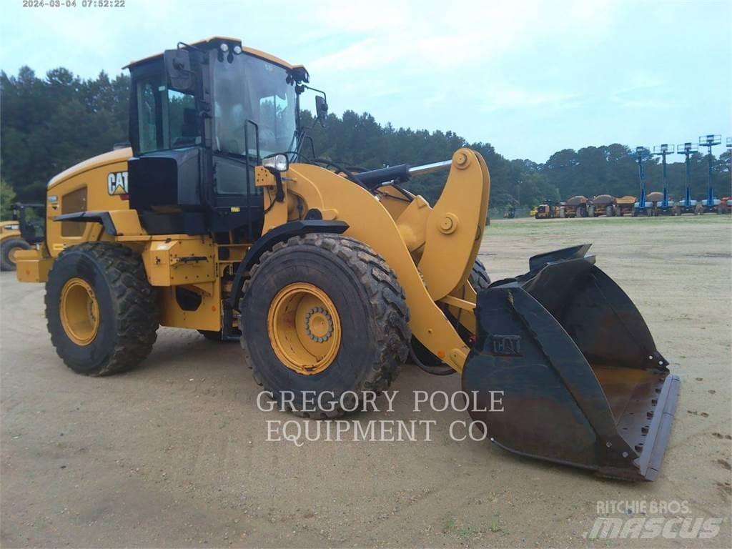 CAT 926M Utovarivači na kotačima