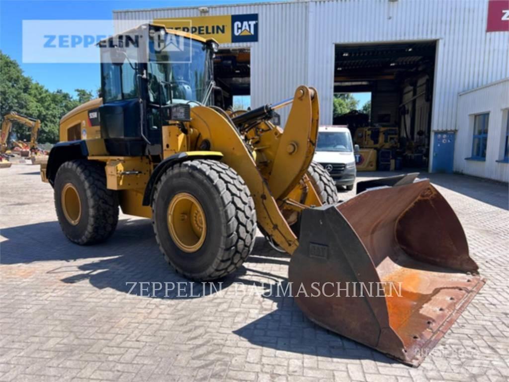 CAT 926M Utovarivači na kotačima