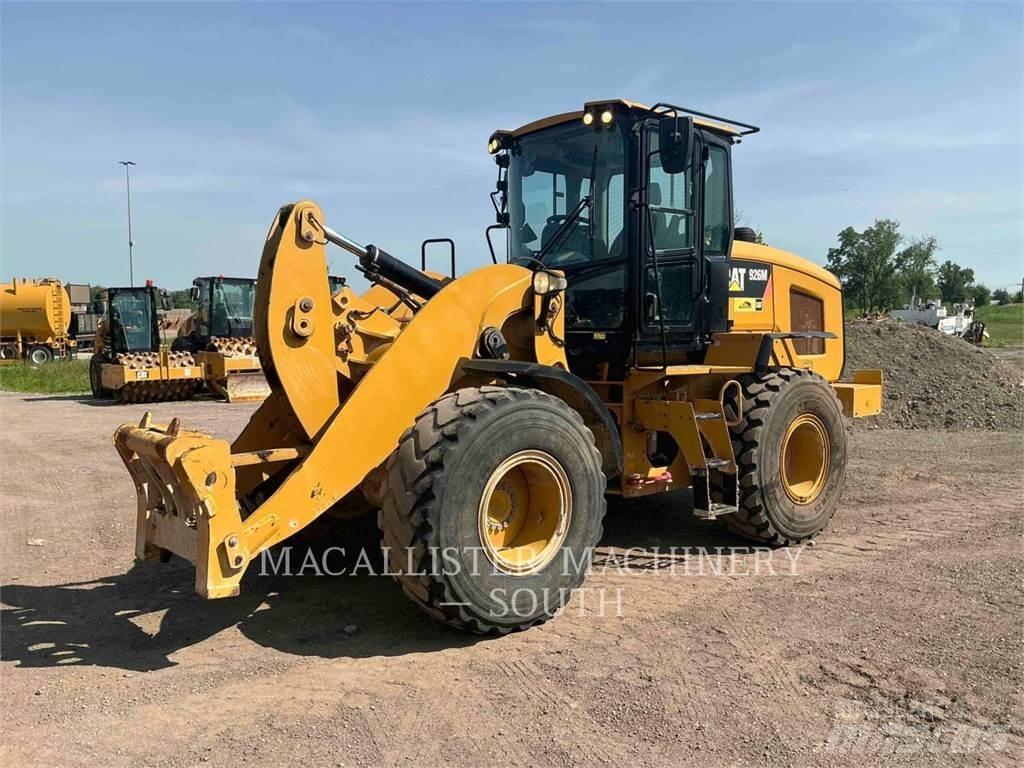CAT 926M Utovarivači na kotačima