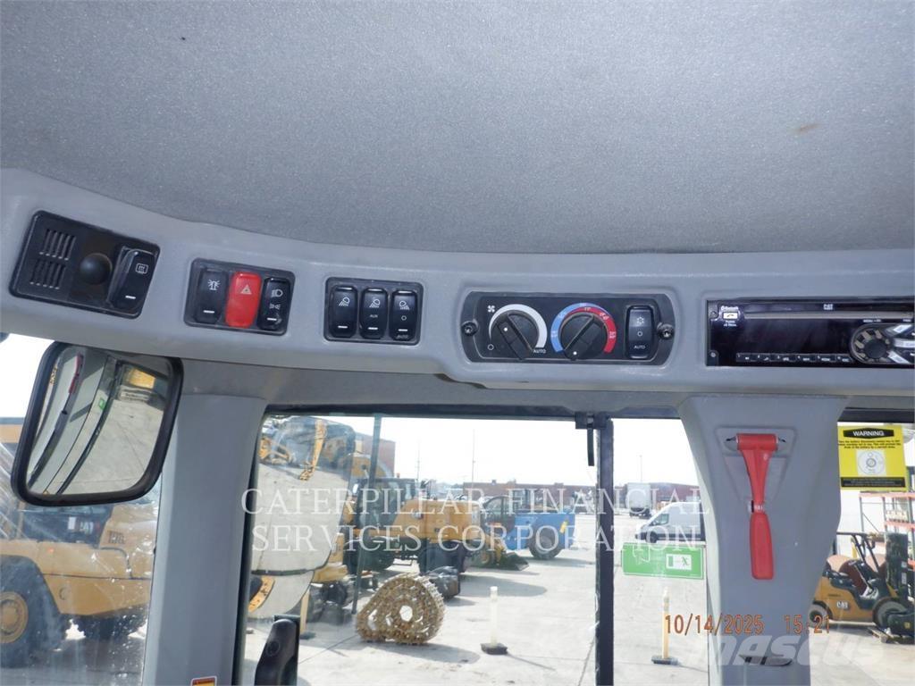 CAT 926M Utovarivači na kotačima