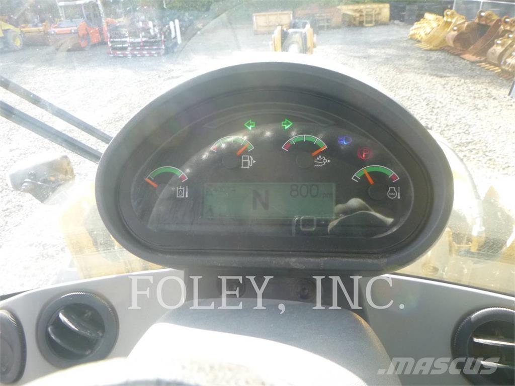 CAT 926M Utovarivači na kotačima