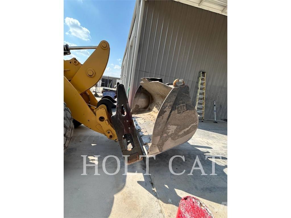 CAT 926M Utovarivači na kotačima