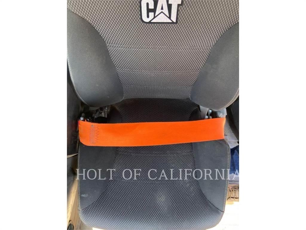 CAT 930 Utovarivači na kotačima