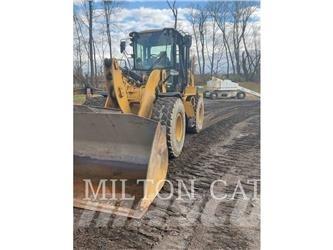 CAT 930M Utovarivači na kotačima