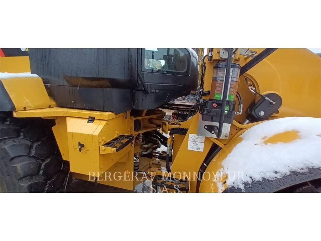 CAT 930M Utovarivači na kotačima