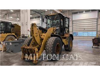 CAT 930M Utovarivači na kotačima