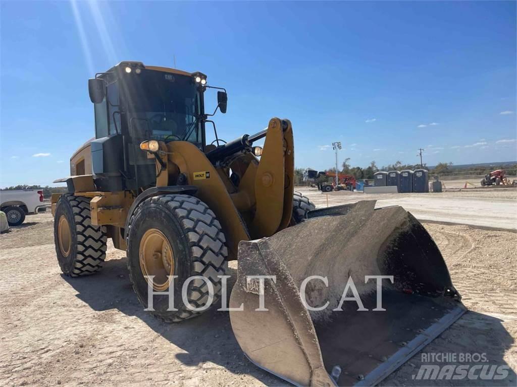 CAT 930M Utovarivači na kotačima