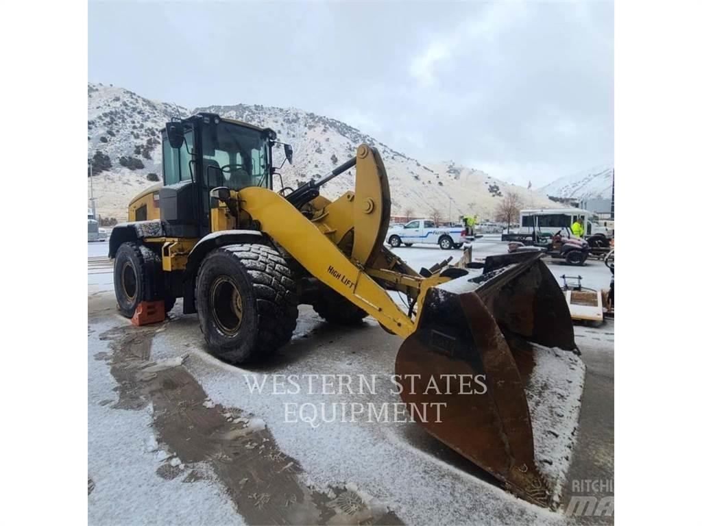 CAT 930M Utovarivači na kotačima
