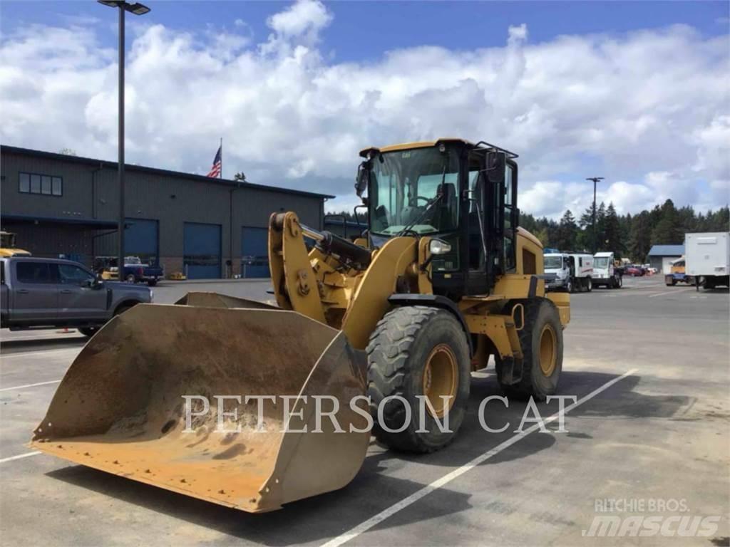 CAT 930M Utovarivači na kotačima