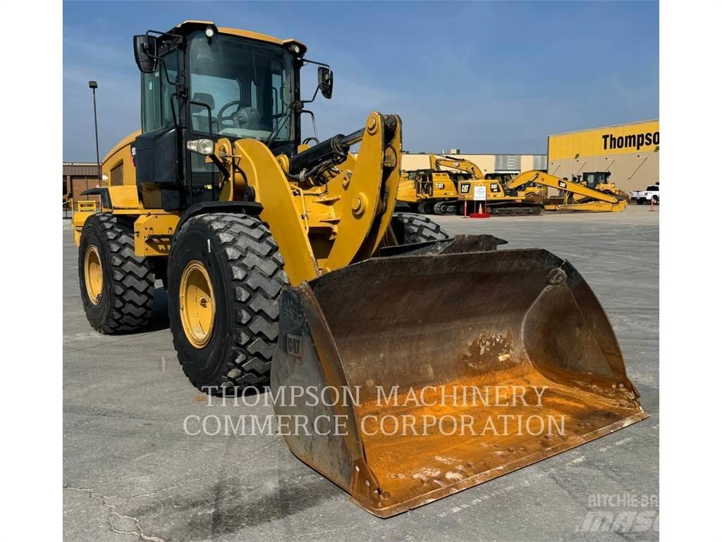 CAT 930M Utovarivači na kotačima