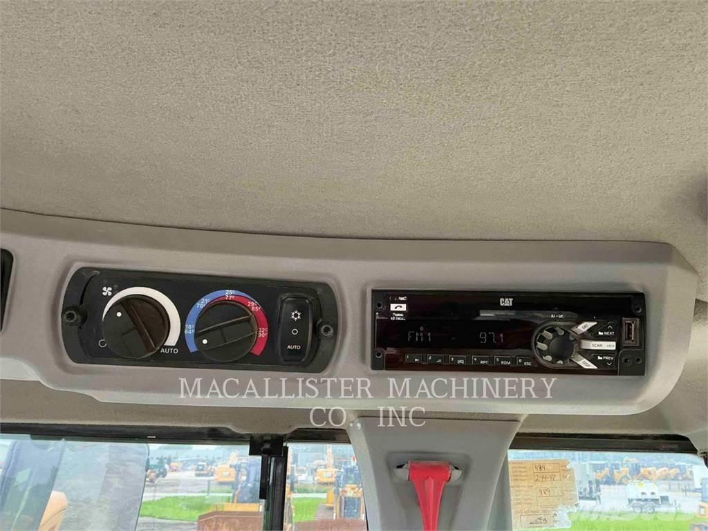CAT 930M Utovarivači na kotačima