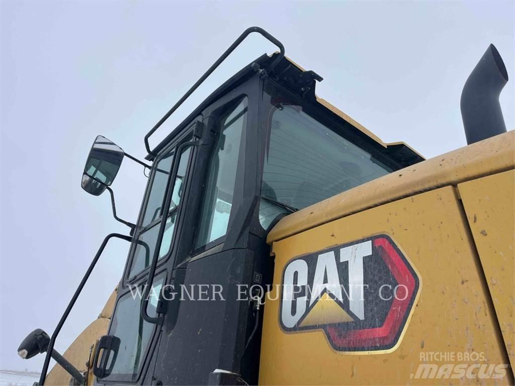 CAT 930M Utovarivači na kotačima