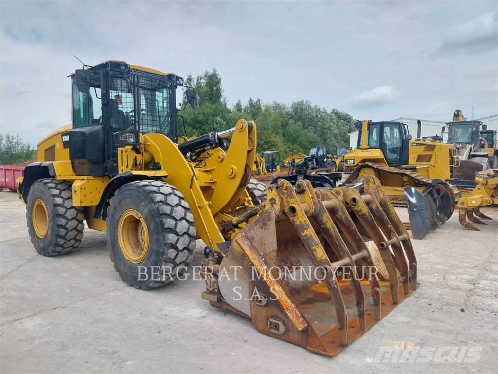 CAT 930M Utovarivači na kotačima