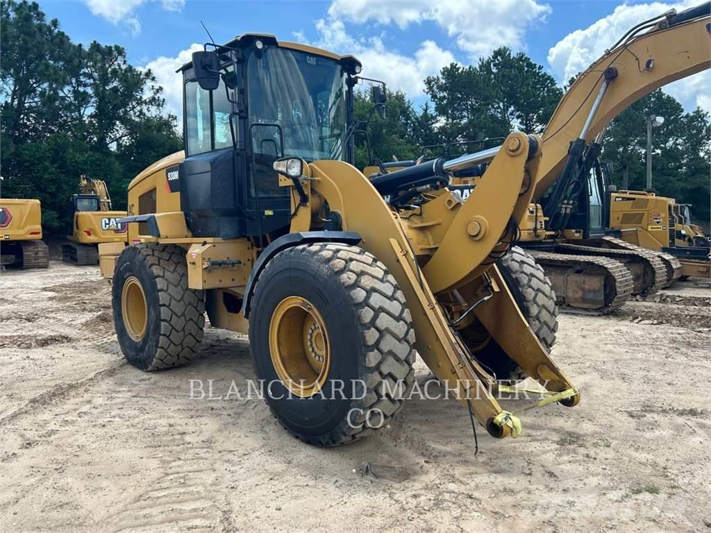 CAT 930M Utovarivači na kotačima