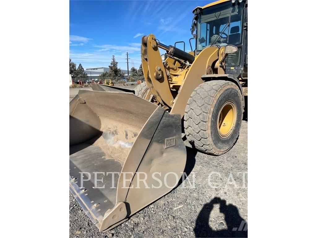 CAT 930M Utovarivači na kotačima