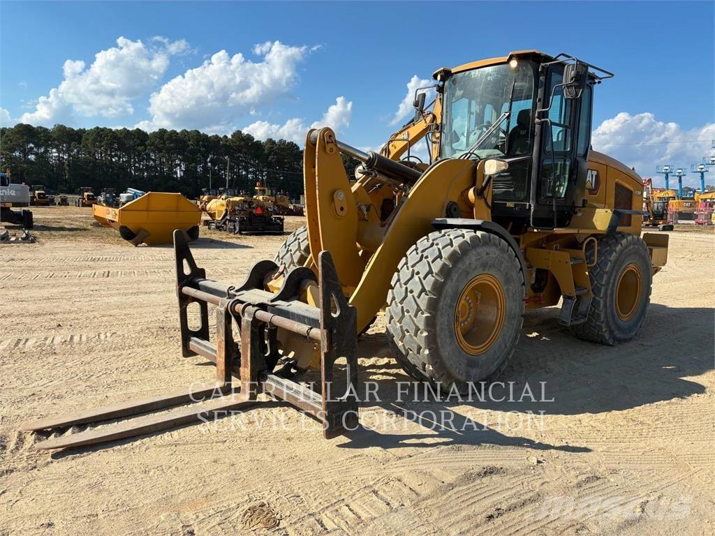 CAT 930M Utovarivači na kotačima