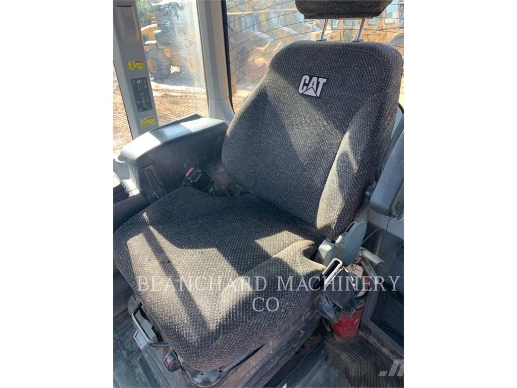 CAT 930M Utovarivači na kotačima