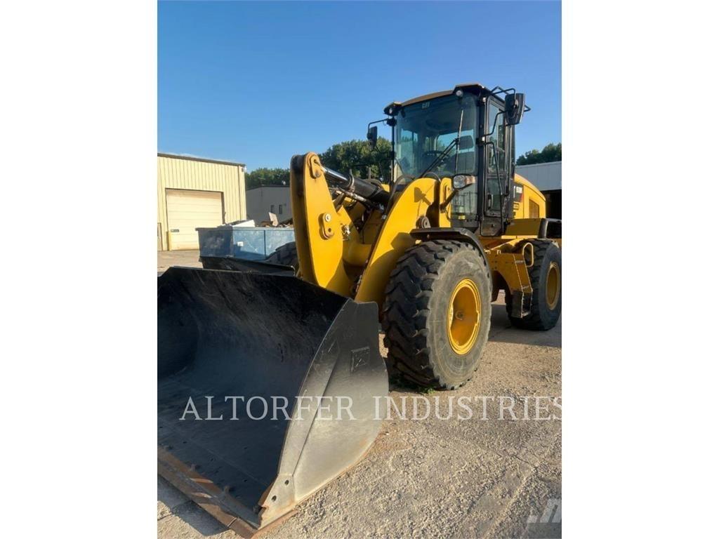 CAT 930M Utovarivači na kotačima