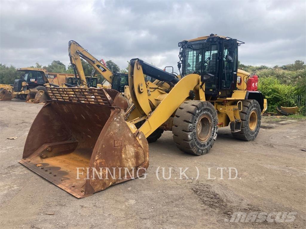 CAT 930M Utovarivači na kotačima