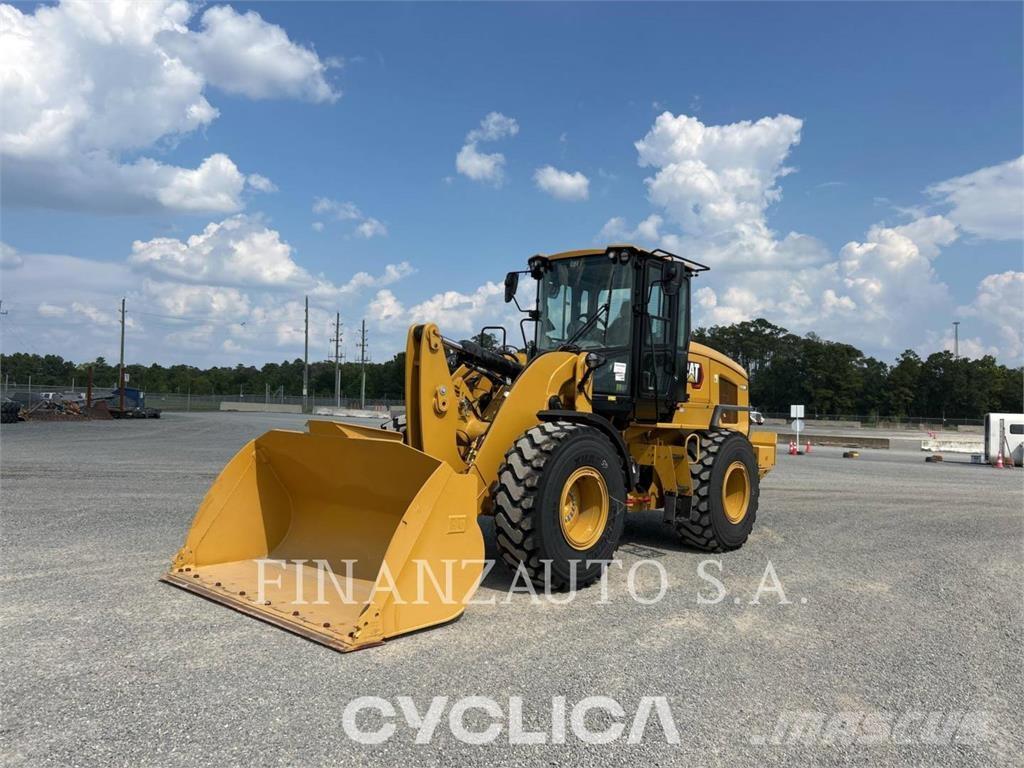 CAT 930M Utovarivači na kotačima
