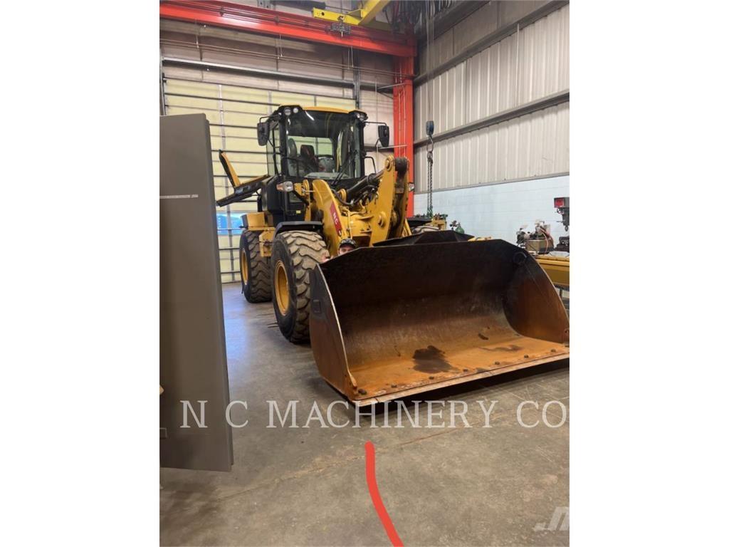 CAT 930M Utovarivači na kotačima