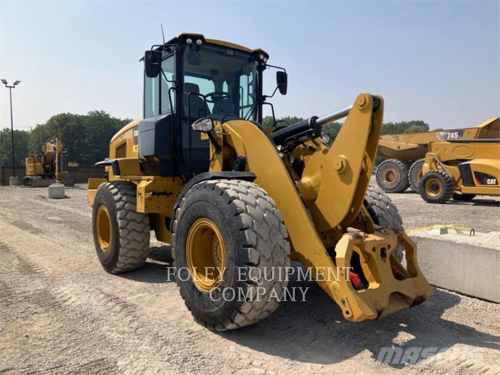 CAT 930M Utovarivači na kotačima