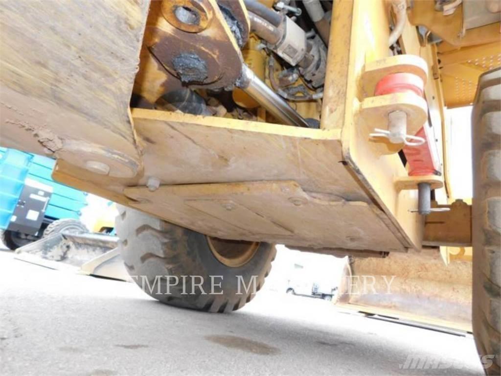 CAT 930M FC Utovarivači na kotačima