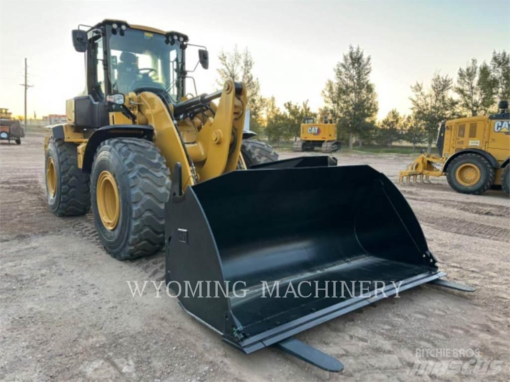 CAT 938 Utovarivači na kotačima