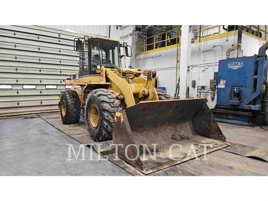 CAT 938F Utovarivači na kotačima