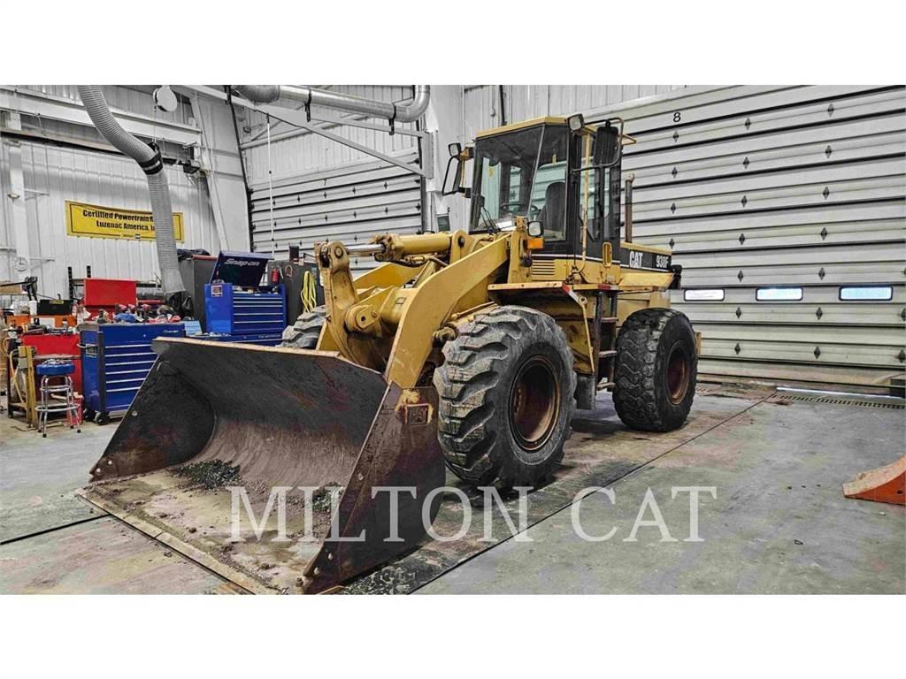 CAT 938F Utovarivači na kotačima