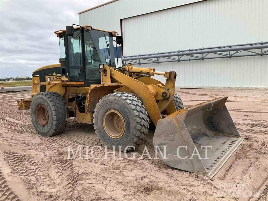 CAT 938G Utovarivači na kotačima